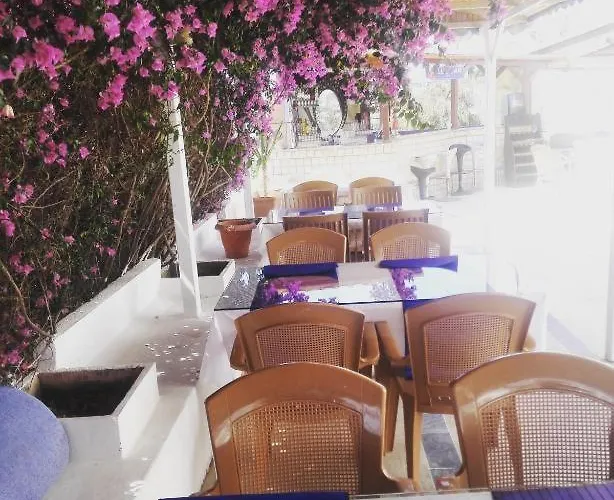 Eski Cesme アパートホテル