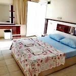 Eskı çesme Appart hôtel *